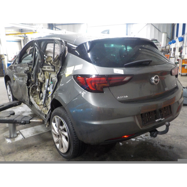 Pompe ABS Opel Astra K (2015 - 2022) Hatchback 5-drs 1.6 CDTI 110 16V (B16DTE(Euro 6))