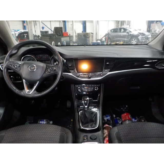 Pompe ABS Opel Astra K (2015 - 2022) Hatchback 5-drs 1.6 CDTI 110 16V (B16DTE(Euro 6))
