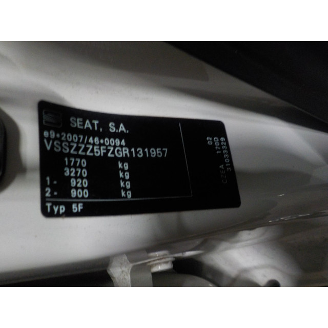 Mécanisme d'essuie-glaces avant Seat Leon (5FB) (2014 - présent) Hatchback 5-drs 1.4 TSI ACT 16V (CZEA)
