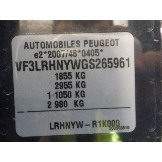 Verrouillage central électrique de porte à mécanisme de verrouillage arrière droit Peugeot 308 SW (L4/L9/LC/LJ/LR) (2014 - 2021) Combi 5-drs 1.2 12V e-THP PureTech 130 (EB2DTS(HNY))
