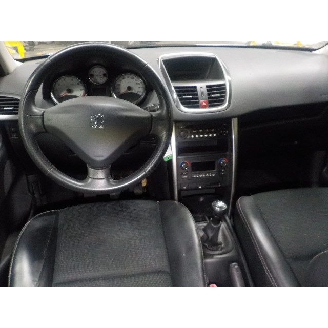 Porte arrière gauche Peugeot 207 SW (WE/WU) (2007 - 2013) Combi 1.4 16V Vti (EP3C(8FP))