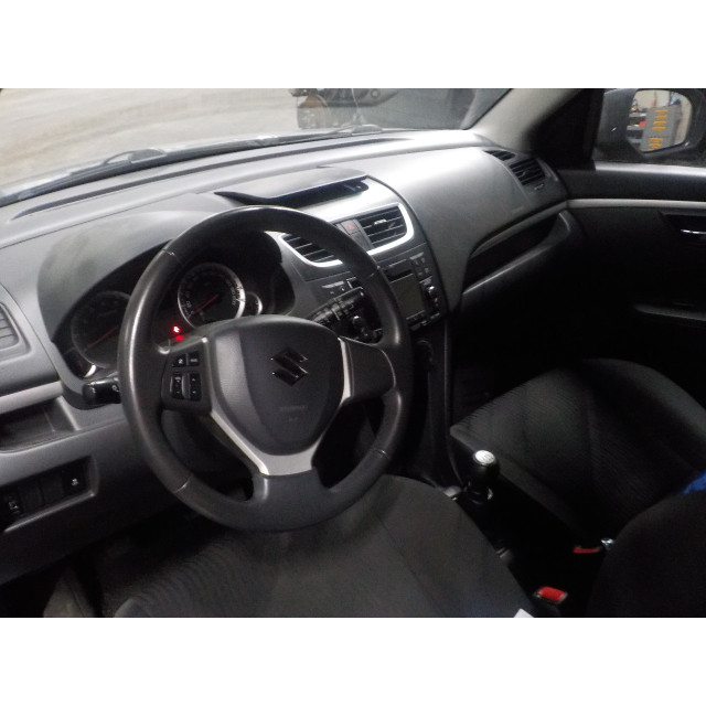 Mécanisme de vitre arrière droit Suzuki Swift (ZA/ZC/ZD) (2010 - 2017) Hatchback 1.2 16V (K12B)