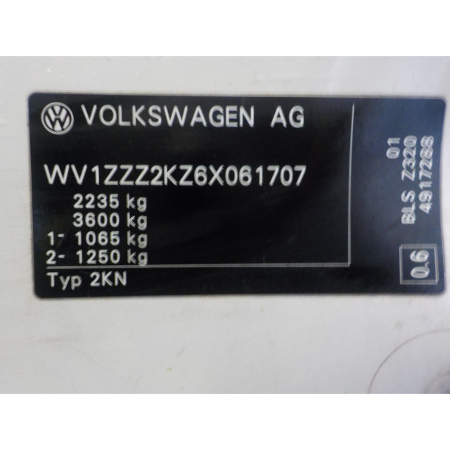 Plaque de verrouillage de bord avant Volkswagen Caddy III (2KA/2KH/2CA/2CH) (2004 - 2010) Van 1.9 TDI (BLS)