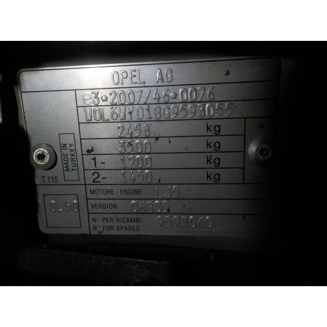 Arbre de transmission avant gauche Opel Combo (2012 - 2018) Van 1.6 CDTI 16V (A16FDH(Euro 5))
