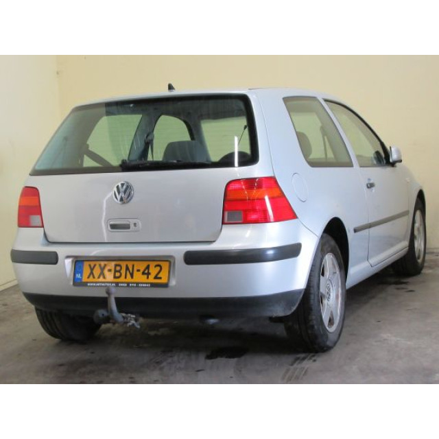 Corps papillon Volkswagen Golf IV (1J1) (1997 - 2005) Hatchback 1.8 20V (BAF)