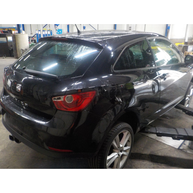 Phare gauche Seat Ibiza IV SC (6J1) (2008 - 2015) Hatchback 3-drs 1.4 16V (BXW)