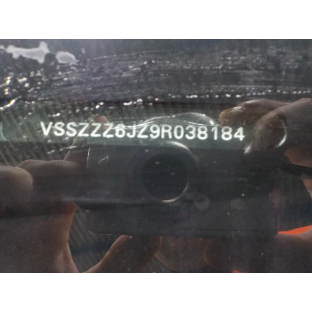 Ensemble d'amortisseurs à gaz arrière Seat Ibiza IV SC (6J1) (2008 - 2015) Hatchback 3-drs 1.4 16V (BXW)