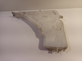 Réservoir de lave-glace de pare-brise avant BMW 3 serie (F30) (2012 - 2018) Sedan 320i 2.0 16V (N20-B20A)