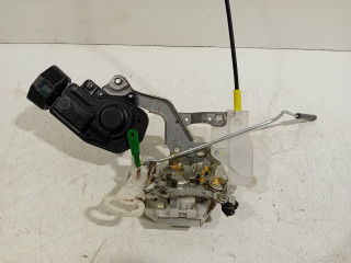 Verrouillage central électrique de porte à mécanisme de verrouillage avant gauche Toyota Aygo (B10) (2005 - 2014) Hatchback 1.0 12V VVT-i (1KR-FE)